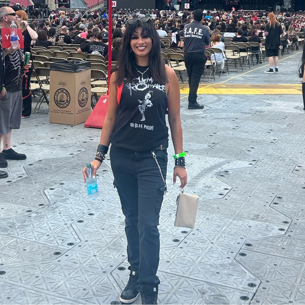 Meet your Posher, Jaky